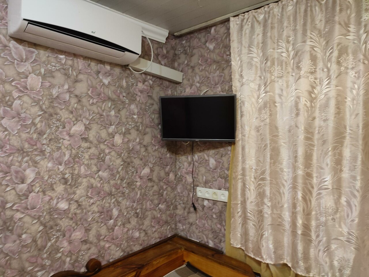 Гостевой дом Волна Алушта-76