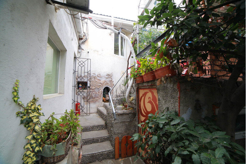 Гостевой дом Волна Алушта-86